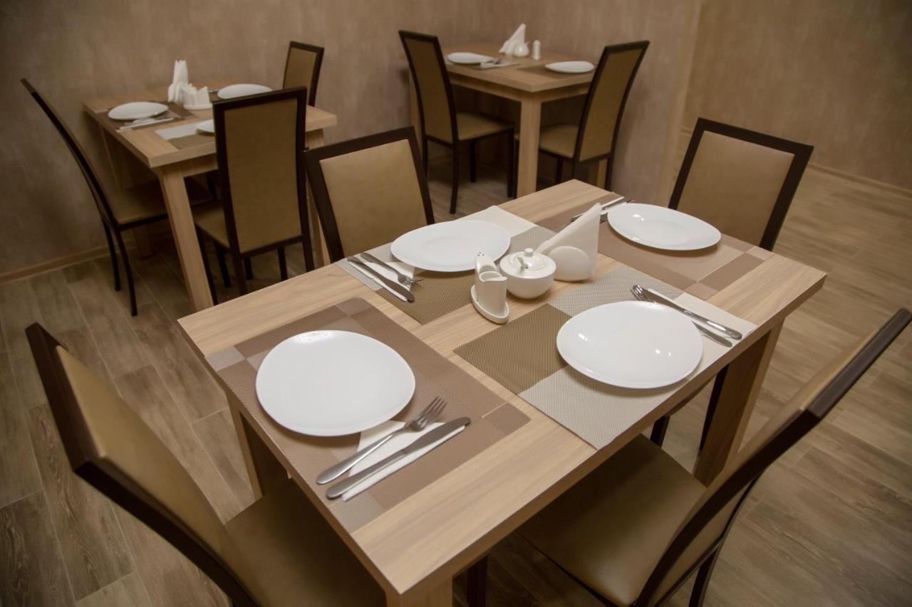 Family Hotel Triston Tbilisi Exterior photo